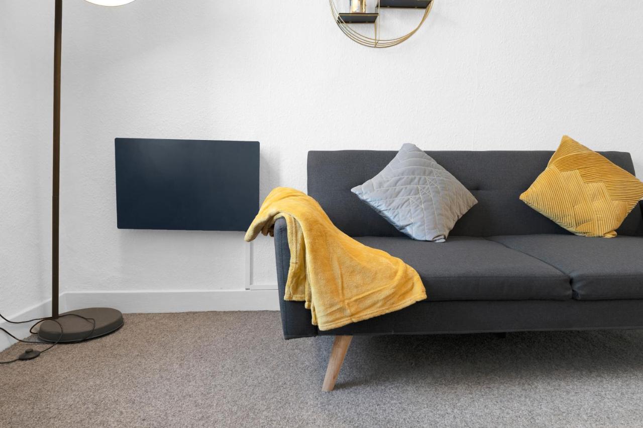 Modern & Spacious 1 Bedroom Apartment - Close To City Centre - Sleeps Up To 3 Guests 爱丁堡 外观 照片